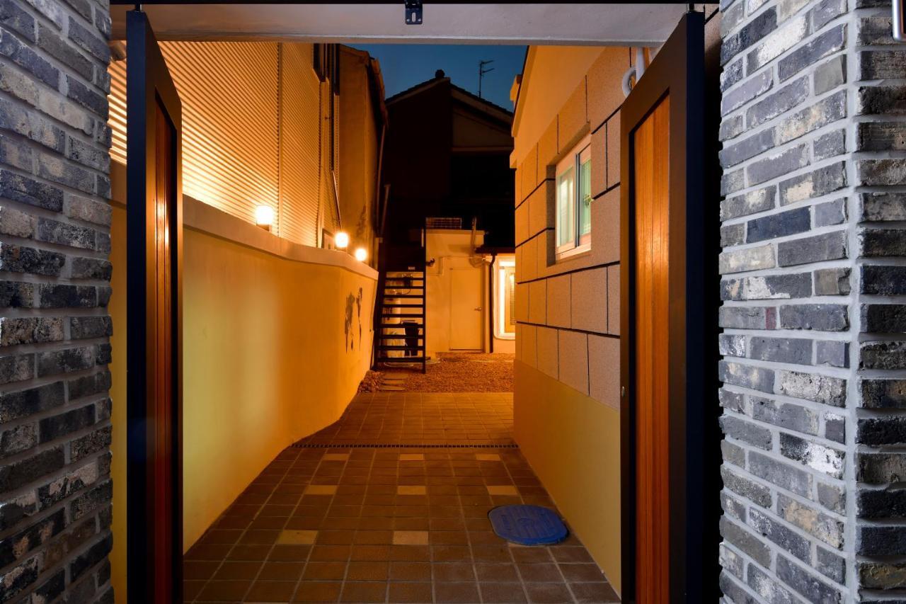 Guma Modern Hanokstay Daegu Esterno foto
