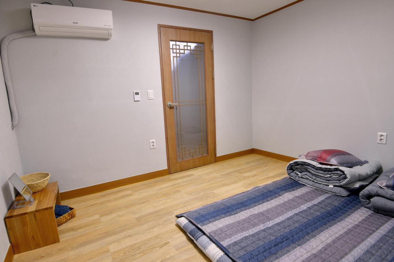 Guma Modern Hanokstay Daegu Esterno foto