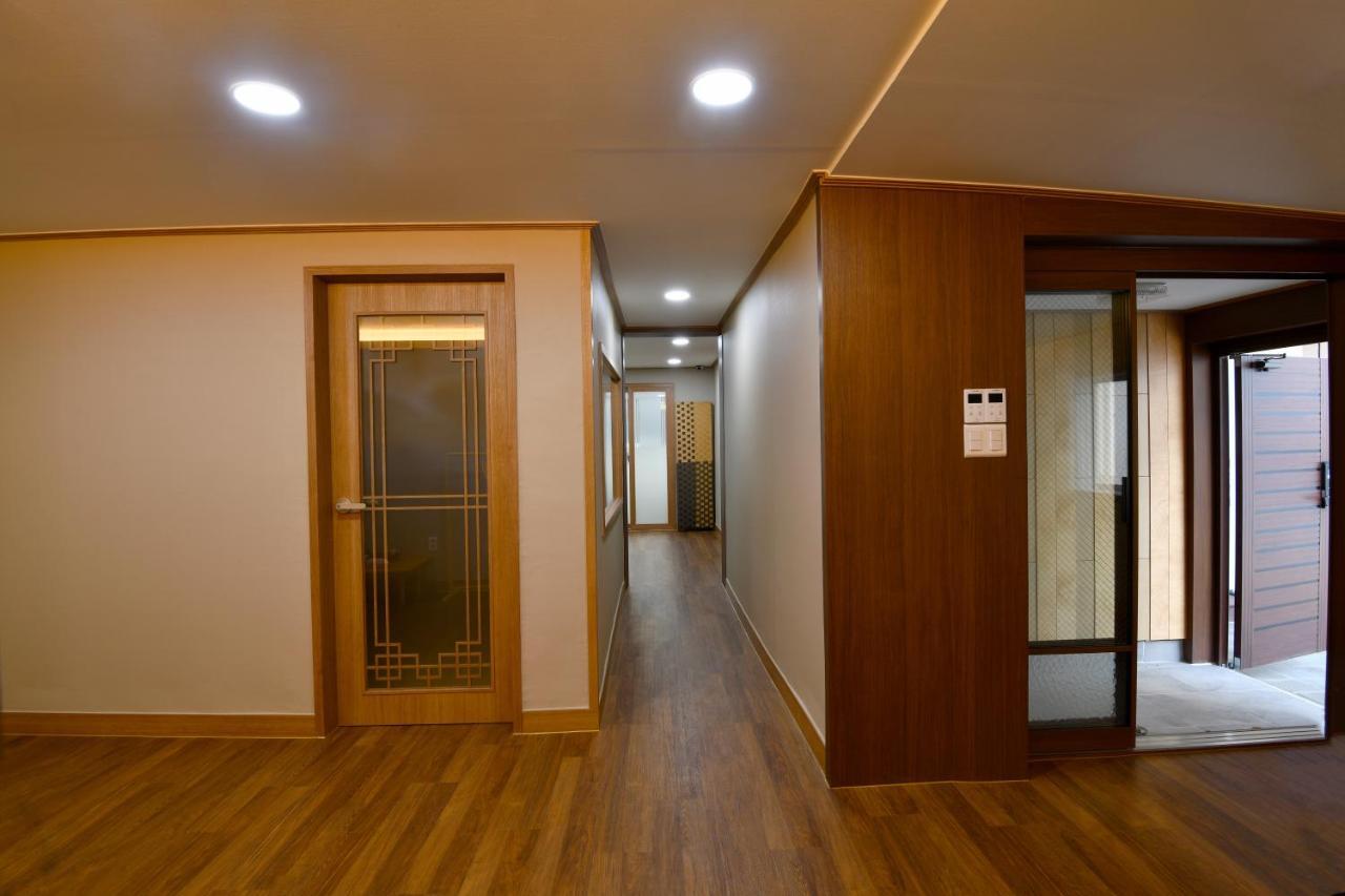 Guma Modern Hanokstay Daegu Esterno foto