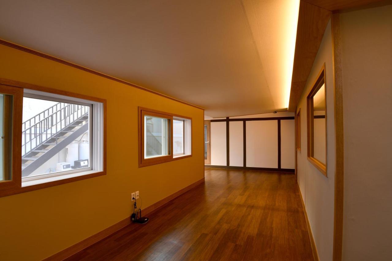 Guma Modern Hanokstay Daegu Esterno foto